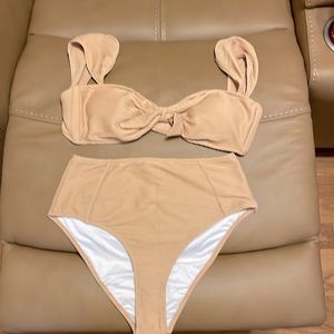 Cupshe ribbed bathing suit. BNWT